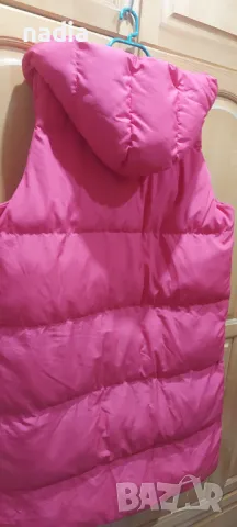 Цикламен елек дълъг,само пробван,с качулка и двоен джоб