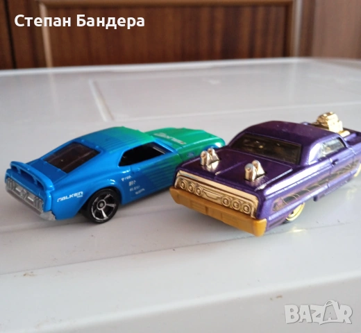 2 за 1 КАТО НОВИ 1964 CHEVY IMPALA+1969 FORD MUSTANG Boss 302 HOTWHEELS toy cars, снимка 3 - Колекции - 53536273