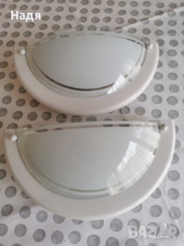 2 бр.бели плафони с матово стъкло, снимка 1 - Лампи за стена - 41527243