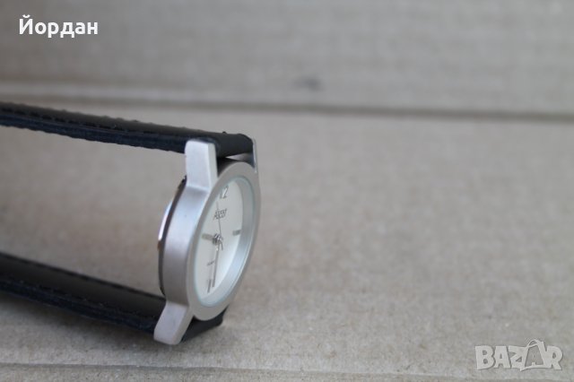 Дамски часовник ''Ascot'', снимка 10 - Дамски - 42001646