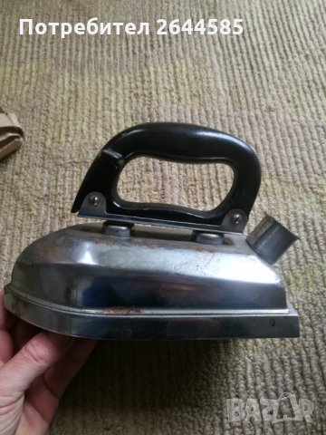 Електрическа ютия, снимка 2 - Антикварни и старинни предмети - 34505408