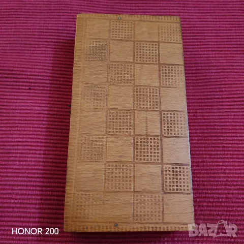 Малък шах с дървена дъска. , снимка 2 - Шах и табла - 56325016