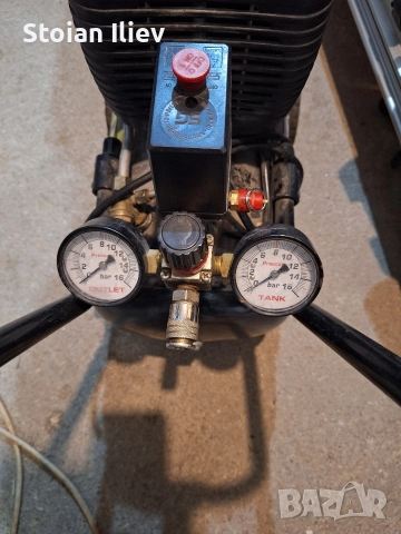 Компресор "Stanley 24l", снимка 3 - Компресори - 52617765