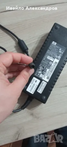 Зарядно устройство HP 130W, снимка 2 - Части за лаптопи - 48306468