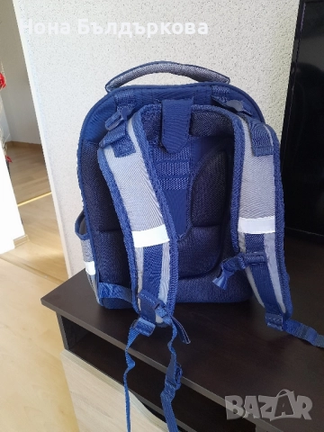 Ученическа раница за 1 клас Реал Мадрид + несесер цената му е 10лв , снимка 18 - Раници - 51264609