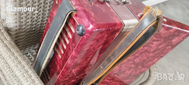 Акордеон  Veltmajster Stela 60 баса, снимка 5 - Акордеони - 53679165