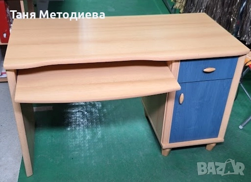 Комфортно практично бщро за компютър в дървесен цвят и синьо, снимка 2 - Бюра - 51925991