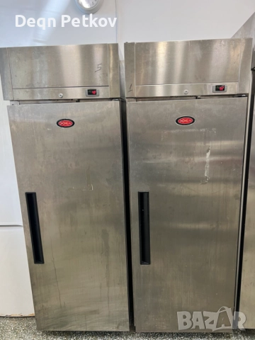 Хладилник двутемпературен. 