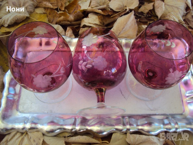6 броя стари цветни стъклени чаши от калиево стъкло, снимка 3 - Чаши - 53636960