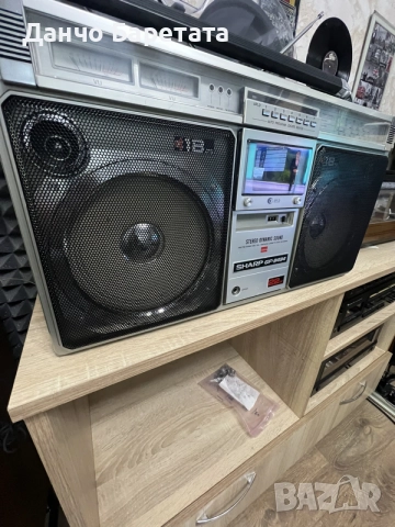 Sharp gf 9494 X, снимка 2 - Радиокасетофони, транзистори - 55772296