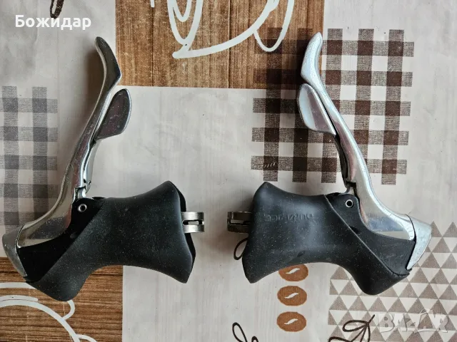 Команди Shimano Dura Ace ST-7700-C, снимка 3 - Части за велосипеди - 49751236