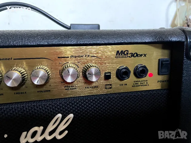 Кубе  Marshall  MG30dfx, снимка 4 - Китари - 49647824
