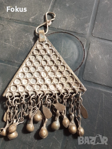 Стар накит - висулка със звънчета - носия, снимка 3 - Антикварни и старинни предмети - 53281266