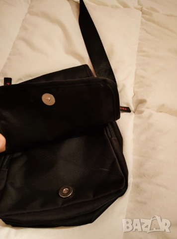 Мъжка чанта за през рамо Prada, снимка 5 - Чанти - 53285656