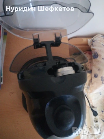 Кафе машина Delonghi, снимка 4 - Кафемашини - 50871648