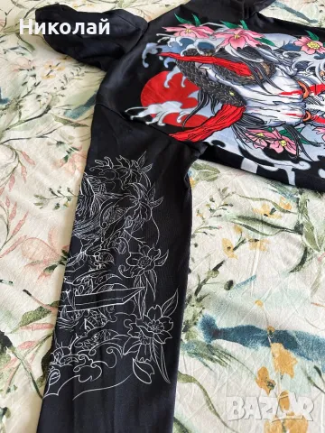 Унисекс худи в черно и бяло, снимка 2 - Суичъри - 48675580