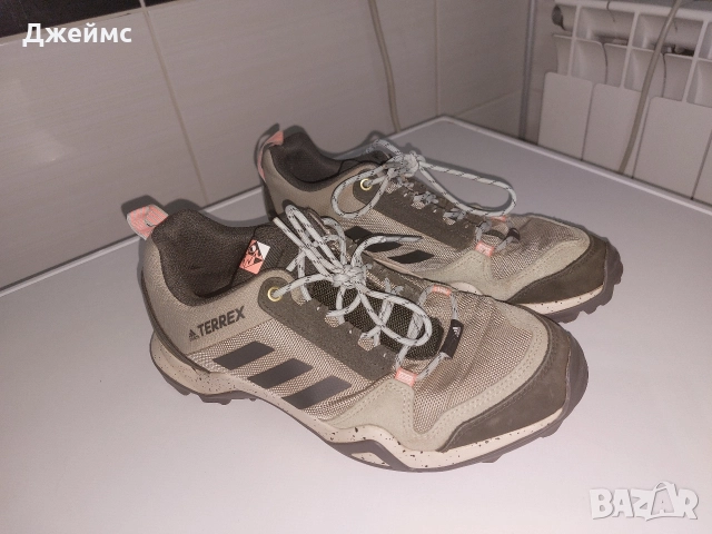 Оригинални маратонки Adidas 