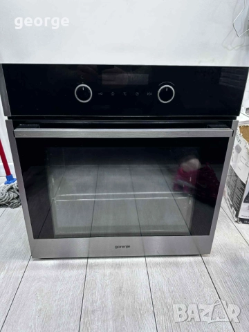 Фурна за вграждане Gorenje с вентилатор
