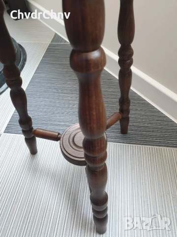 Малка ниска дървена масичка/стойка за саксия-статуетка/маса-триножник 29x50см, снимка 3 - Маси - 50524189