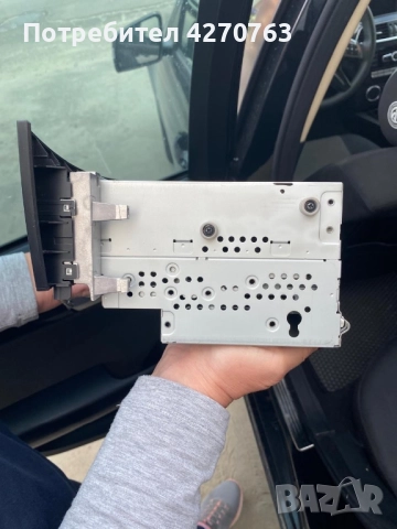 Радио CD плеър Mercedes C-Class W204. 2012, снимка 2 - Аксесоари и консумативи - 52510416