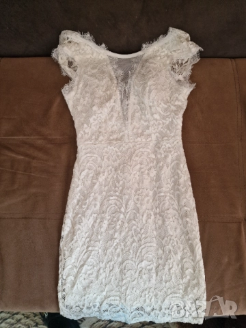 Дантелена дамска рокля
