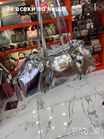 Miu Miu Дамска Чанта Миу Миу - Налични Различни Цветове Код E528, снимка 9 - Чанти - 50756065