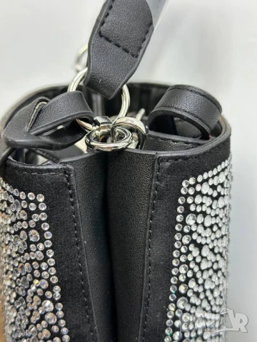 чанти с камъни prada , снимка 7 - Чанти - 50574701