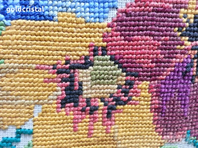 Стар ръчно ушит гоблен в рамка 67/52см , снимка 2 - Антикварни и старинни предмети - 48957427