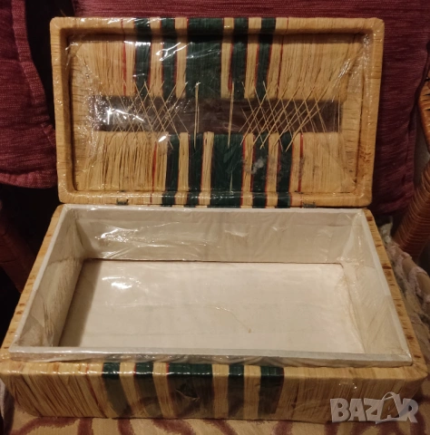 Кутии за бижута, очила-стъклени, кожени, велур, ратан, снимка 8 - Други - 53764018