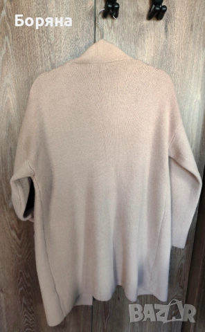 Бутикова нова жилетка с естествен косъм цвят капучино с брошка, снимка 12 - Жилетки - 53725024