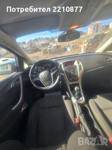 Opel Astra J, 1.7 CDTi, 125 кс, снимка 2 - Автомобили и джипове - 53851665