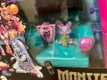 Комплект мебели за кукли, Monster High, страховито студио, многоцветен, снимка 15