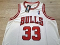 Баскетболен потник на Скоти Пипън#33#Чикаго Булс#Mitchell & Ness!!!, снимка 4