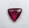Ненагряван червен рубин с VS чистота - 0.71кт.! Сертифициран! Нов!, снимка 11