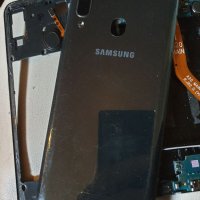 Samsung A20 sm-A205fn/ds На части , снимка 3 - Резервни части за телефони - 34567790
