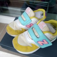 Символична цена! Детски обувки New Balance, снимка 1 - Детски маратонки - 35981362