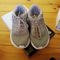 Маратонки adidas, снимка 5 - Детски маратонки - 34606021