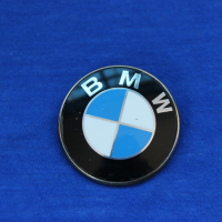 Задна емблема BMW E90 седан (2004-2008г.) 51148219237 51.14-8 219 237 емблема заден капак, снимка 2 - Аксесоари и консумативи - 36483647