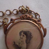викториянски период пандетив медальон Колие с висулка за носене на снимка дубле, снимка 3 - Антикварни и старинни предмети - 38877361
