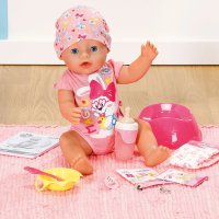 BABY Born - Интерактивно бебе с аксесоари: Момиче Zapf Creation 818695, снимка 5 - Кукли - 42607100
