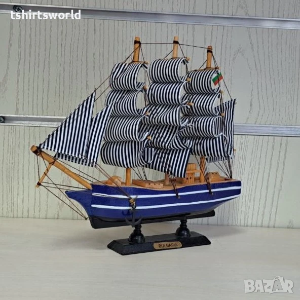 Морски сувенир - Кораб - Макет 30х30см, снимка 1