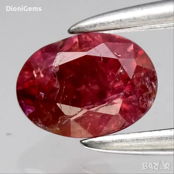 ✨ 0.32-каратов Натурален Розово-Червен Сапфир – Овален Брилянтен Шлиф, Мадагаскар, снимка 1
