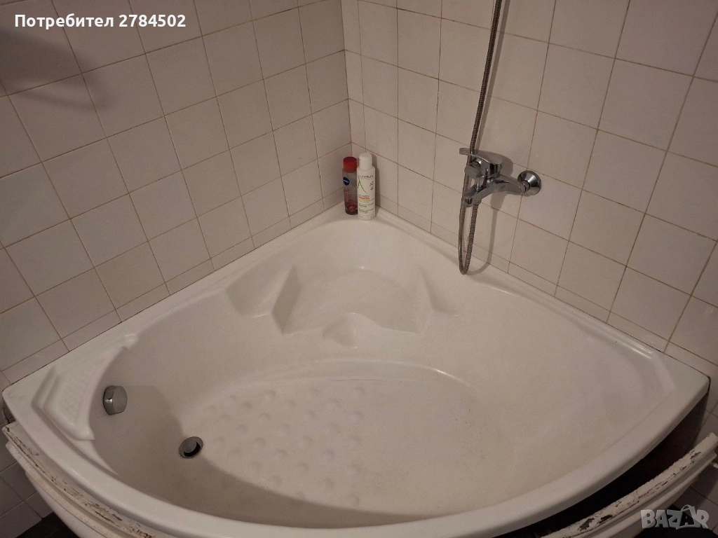 Ъглова бяла PVC вана 125×125×37 см + смесител и душ (включени), снимка 1