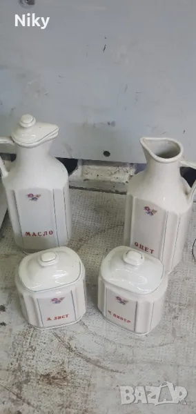 Порцеланови канички и буркани за подправки , снимка 1