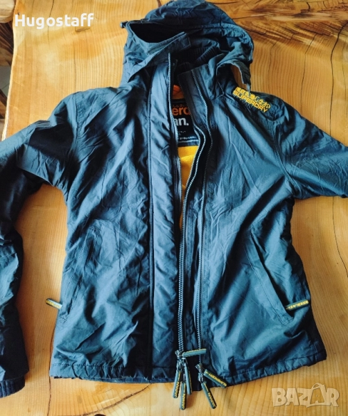 Оригинално Зимно яке ветровка качулка SUPERDRY М, снимка 1