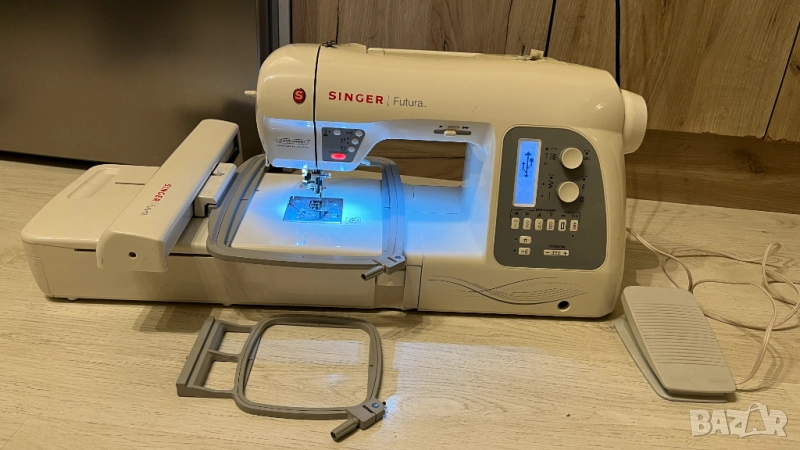 Шевна машина Singer Futura XL-550, снимка 1