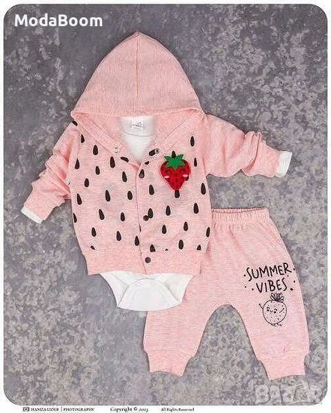 🍓Бебешки комплект “ягоди” от три части🍓, снимка 1