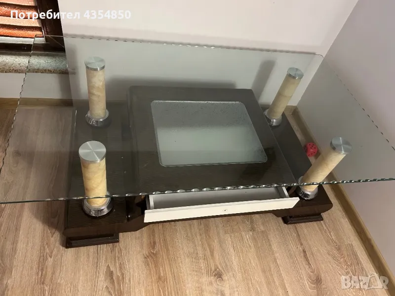 Стъклена маса, снимка 1