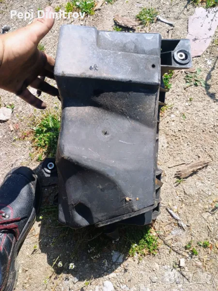 1C0129607B Кутия за въздушен филтър Volkswagen New Beetle , снимка 1