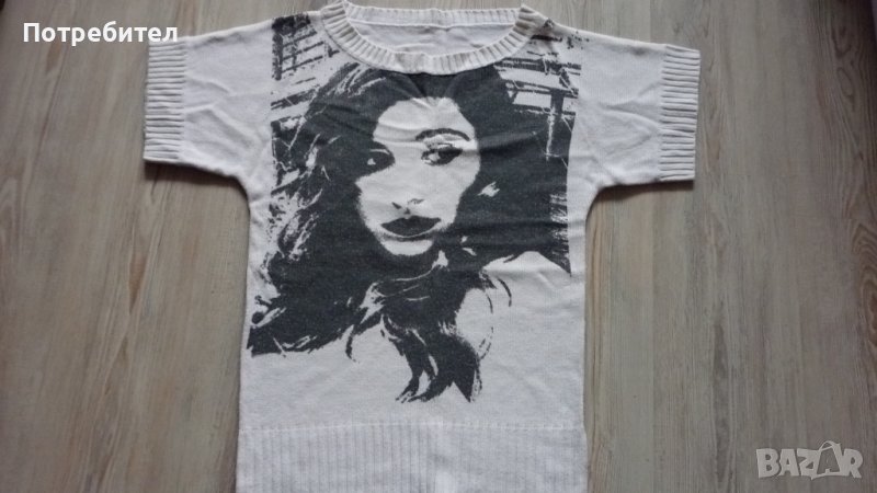 Дамска туника с къс ръкав М-L, снимка 1